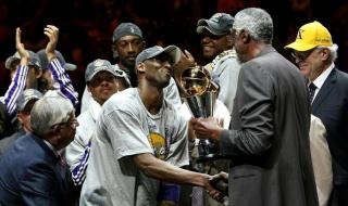 凯尔特人,和湖人队分别获得过多少次总冠军 湖人拿了几次冠军